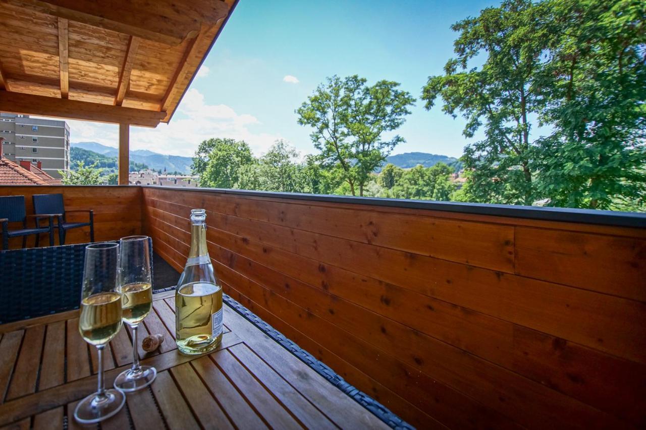 Auszeit Steiraland Penthouse 9 Mit Grossen Balkon Und Parkplatz Apartment Leoben  Exterior photo